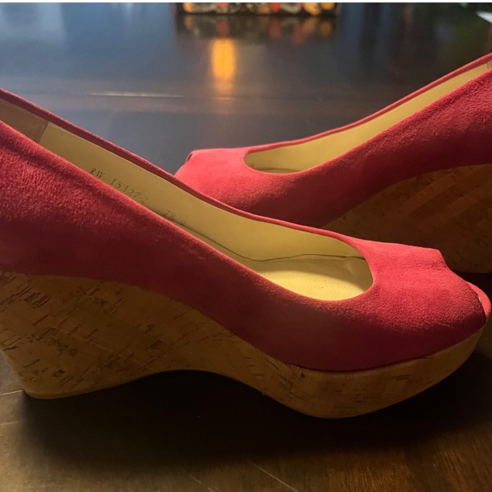 Stuart Weitzman Anna Pink/Melon Wedges 7.5